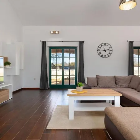 Dignano بيت للعطل